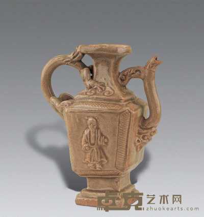 南宋 青釉八方形人物纹龙把壶 高19.4cm